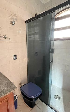 Casa à venda com 272m², 4 quartos e 3 vagasBanheiro 3