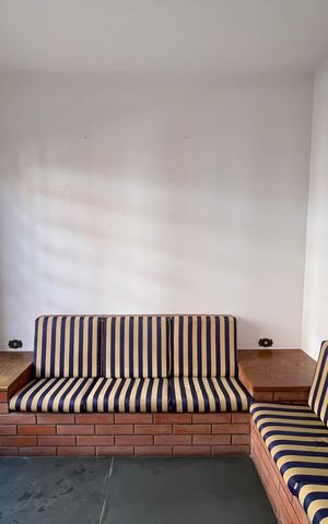 Casa à venda com 272m², 4 quartos e 3 vagasSala 2
