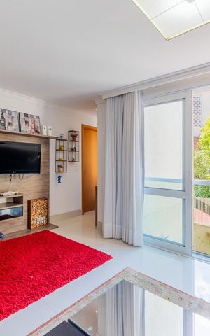 Apartamento à venda com 82m², 2 quartos e 1 vaga Apartamento à venda com 82m², 2 quartos e 1 vagaSala
