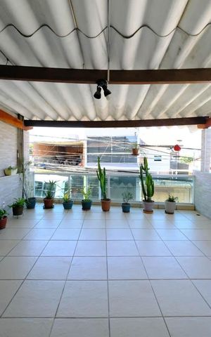 Casa à venda com 138m², 3 quartos e 2 vagasVaranda da Suíte