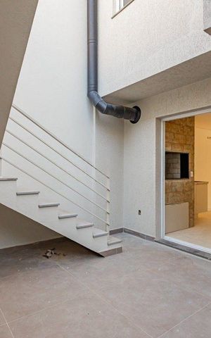 Casa de condomínio para alugar com 195m², 3 quartos e 2 vagas Casa de condomínio para alugar com 195m², 3 quartos e 2 vagasÁrea Externa