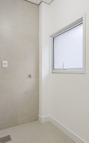 Casa de condomínio para alugar com 180m², 3 quartos e 2 vagas Casa de condomínio para alugar com 180m², 3 quartos e 2 vagasBanheiro 2