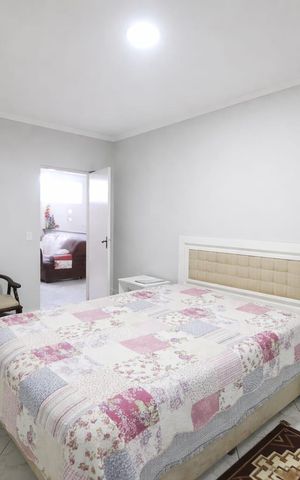 Casa à venda com 380m², 6 quartos e 2 vagas Casa à venda com 380m², 6 quartos e 2 vagasQuarto 2 - Casa 1