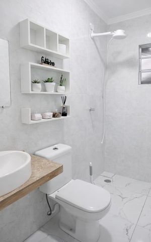 Casa à venda com 380m², 6 quartos e 2 vagas Casa à venda com 380m², 6 quartos e 2 vagasDetalhe - Banheiro da Sala de atendimento