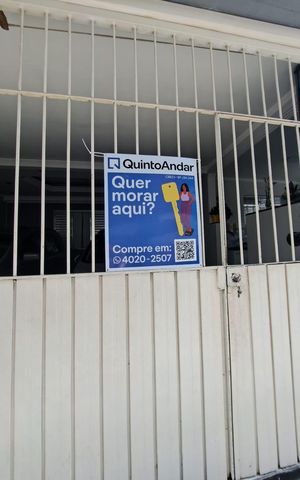Casa à venda com 380m², 6 quartos e 2 vagas Casa à venda com 380m², 6 quartos e 2 vagasPLACA