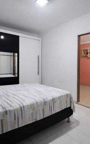 Casa à venda com 380m², 6 quartos e 2 vagas Casa à venda com 380m², 6 quartos e 2 vagasQuarto 1 - Casa 3