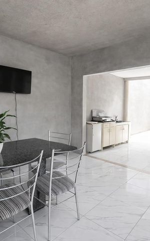 Casa à venda com 380m², 6 quartos e 2 vagas Casa à venda com 380m², 6 quartos e 2 vagasÁrea gourmet