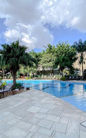 Apartamento à venda com 186m², 4 quartos e 3 vagasÁrea comum - Piscina