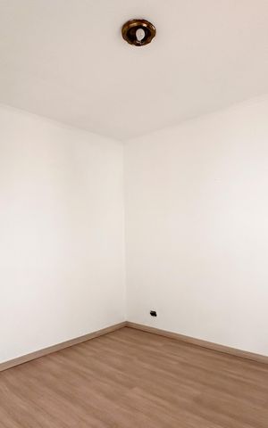 Casa à venda com 283m², 3 quartos e 4 vagas Casa à venda com 283m², 3 quartos e 4 vagasQuarto 1