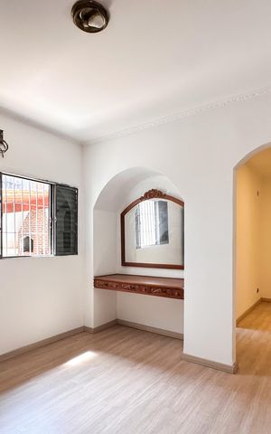 Casa à venda com 283m², 3 quartos e 4 vagas Casa à venda com 283m², 3 quartos e 4 vagasSuíte