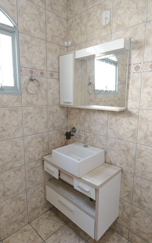 Casa para alugar com 174m², 3 quartos e 2 vagas Casa para alugar com 174m², 3 quartos e 2 vagasBanheiro da Suíte