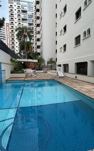 Apartamento à venda com 157m², 4 quartos e 2 vagas
