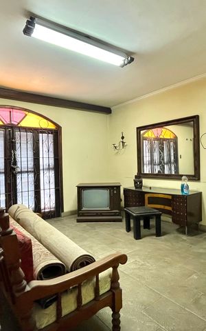 Casa à venda com 430m², 3 quartos e 2 vagas Casa à venda com 430m², 3 quartos e 2 vagasSala
