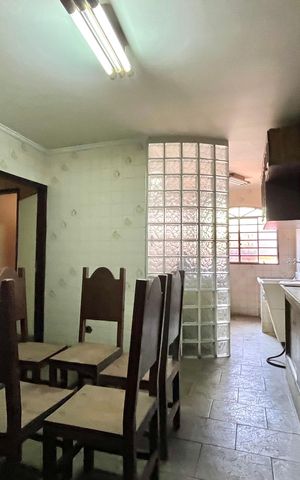 Casa à venda com 430m², 3 quartos e 2 vagas Casa à venda com 430m², 3 quartos e 2 vagasCozinha