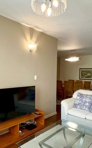 Apartamento para alugar com 186m², 3 quartos e 1 vaga Apartamento para alugar com 186m², 3 quartos e 1 vagaSala