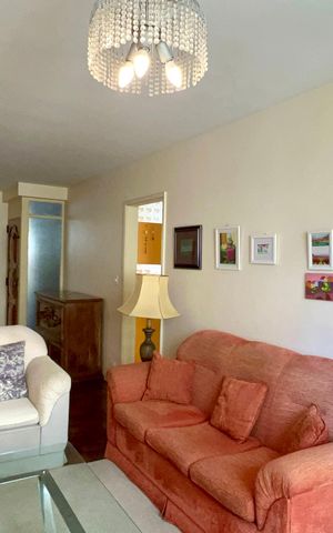 Apartamento para alugar com 186m², 3 quartos e 1 vaga Apartamento para alugar com 186m², 3 quartos e 1 vagaSala