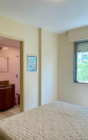 Apartamento para alugar com 186m², 3 quartos e 1 vaga Apartamento para alugar com 186m², 3 quartos e 1 vagaSuite