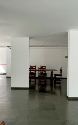 Apartamento para alugar com 186m², 3 quartos e 1 vaga Apartamento para alugar com 186m², 3 quartos e 1 vagaSalão de Festas