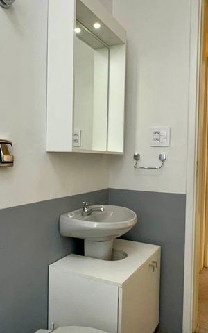 Apartamento para alugar com 186m², 3 quartos e 1 vaga Apartamento para alugar com 186m², 3 quartos e 1 vagaBanheiro