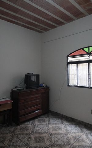 Casa à venda com 360m², 3 quartos e 15 vagasQuarto 2