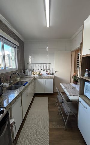 Apartamento à venda com 75m², 2 quartos e 2 vagas Apartamento à venda com 75m², 2 quartos e 2 vagasCozinha