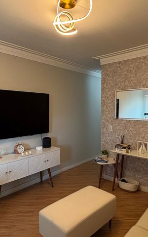 Apartamento à venda com 75m², 2 quartos e 2 vagas Apartamento à venda com 75m², 2 quartos e 2 vagasSala - Sala de Jantar