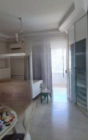 Casa para alugar com 780m², 4 quartos e 4 vagas Casa para alugar com 780m², 4 quartos e 4 vagasQuarto 1