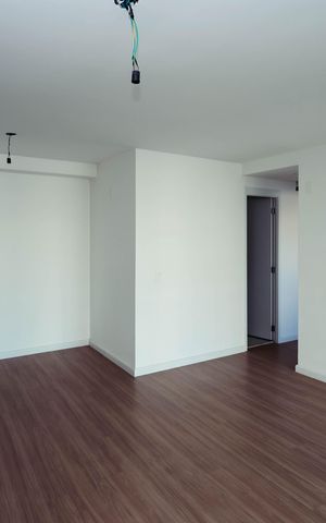 Apartamento para alugar com 75m², 2 quartos e 1 vagaSala