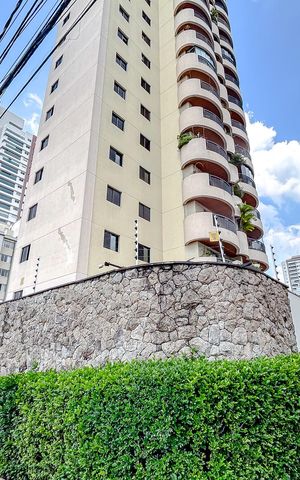 Apartamento à venda com 85m², 3 quartos e 2 vagasFachada