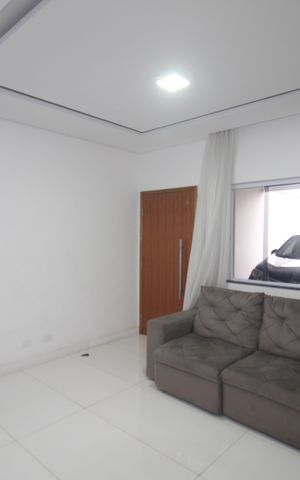 Casa à venda com 106m², 3 quartos e 3 vagasSala