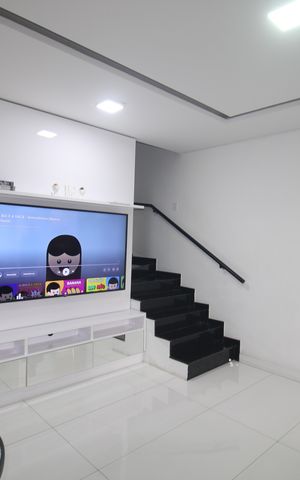 Casa à venda com 106m², 3 quartos e 3 vagasSala