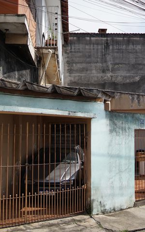 Casa à venda com 300m², 2 quartos e 4 vagasFACHADA CASA 4