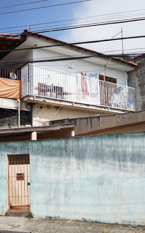 Casa à venda com 300m², 2 quartos e 4 vagasFACHADA