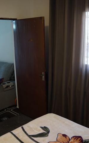 Casa à venda com 300m², 2 quartos e 4 vagasCasa 2 Quarto 2