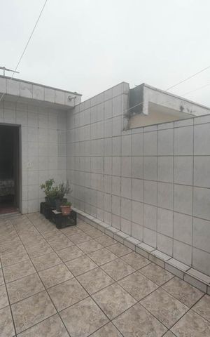Casa à venda com 120m², 3 quartos e 1 vagaÁrea de Serviço