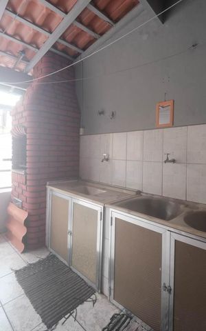Casa à venda com 120m², 3 quartos e 1 vagaÁrea de Serviço