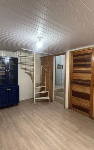 Casa à venda com 60m², 2 quartos e 1 vaga