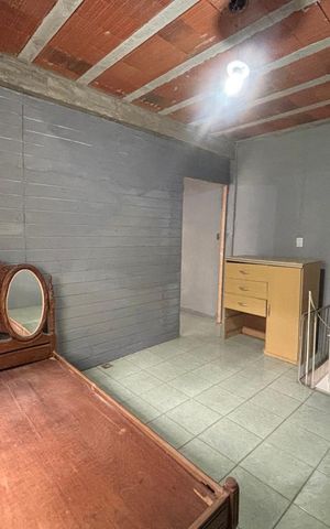 Casa à venda com 60m², 2 quartos e 1 vaga