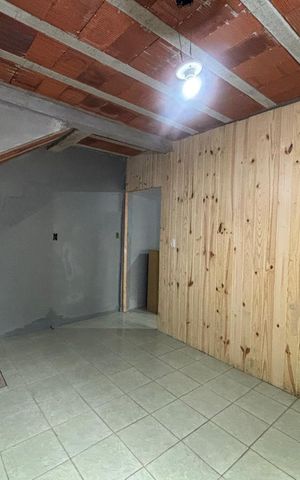 Casa à venda com 60m², 2 quartos e 1 vaga