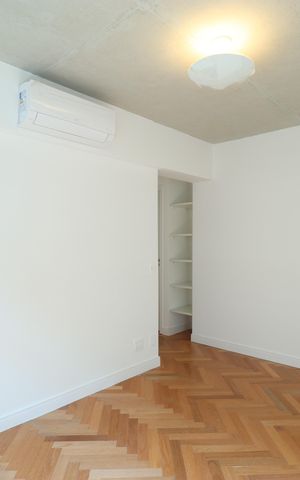 Apartamento à venda com 80m², 2 quartos e 1 vagaSuíte
