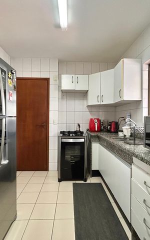 Apartamento para alugar com 240m², 4 quartos e 2 vagas Apartamento para alugar com 240m², 4 quartos e 2 vagasCozinha