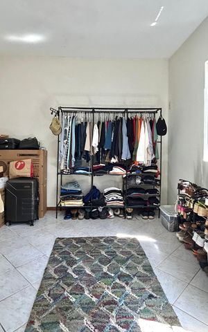 Apartamento para alugar com 240m², 4 quartos e 2 vagas Apartamento para alugar com 240m², 4 quartos e 2 vagasSuíte