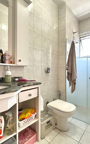 Apartamento para alugar com 240m², 4 quartos e 2 vagas Apartamento para alugar com 240m², 4 quartos e 2 vagasBanheiro suíte