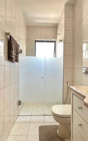 Apartamento para alugar com 240m², 4 quartos e 2 vagas Apartamento para alugar com 240m², 4 quartos e 2 vagasBanheiro social