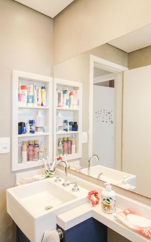 Apartamento à venda com 104m², 3 quartos e 2 vagas Apartamento à venda com 104m², 3 quartos e 2 vagasBanheiro