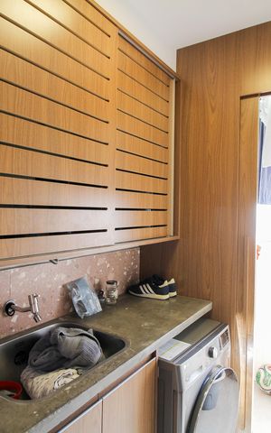 Apartamento à venda com 104m², 3 quartos e 2 vagas Apartamento à venda com 104m², 3 quartos e 2 vagasÁrea de Serviço