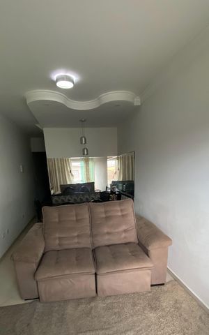Casa à venda com 111m², 3 quartos e 2 vagas Casa à venda com 111m², 3 quartos e 2 vagasSala