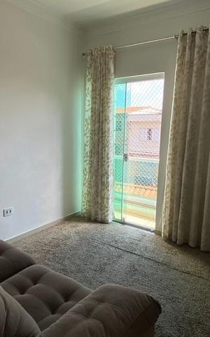 Casa à venda com 111m², 3 quartos e 2 vagas Casa à venda com 111m², 3 quartos e 2 vagasSala