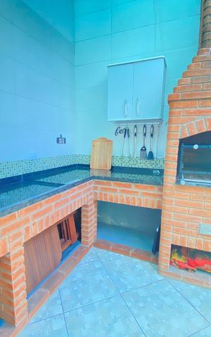 Casa à venda com 111m², 3 quartos e 2 vagas Casa à venda com 111m², 3 quartos e 2 vagasÁrea externa