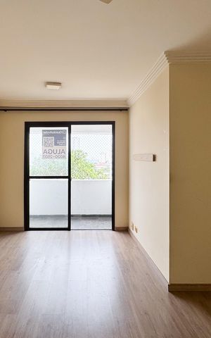 Apartamento à venda com 76m², 2 quartos e 1 vaga Apartamento à venda com 76m², 2 quartos e 1 vagaSala